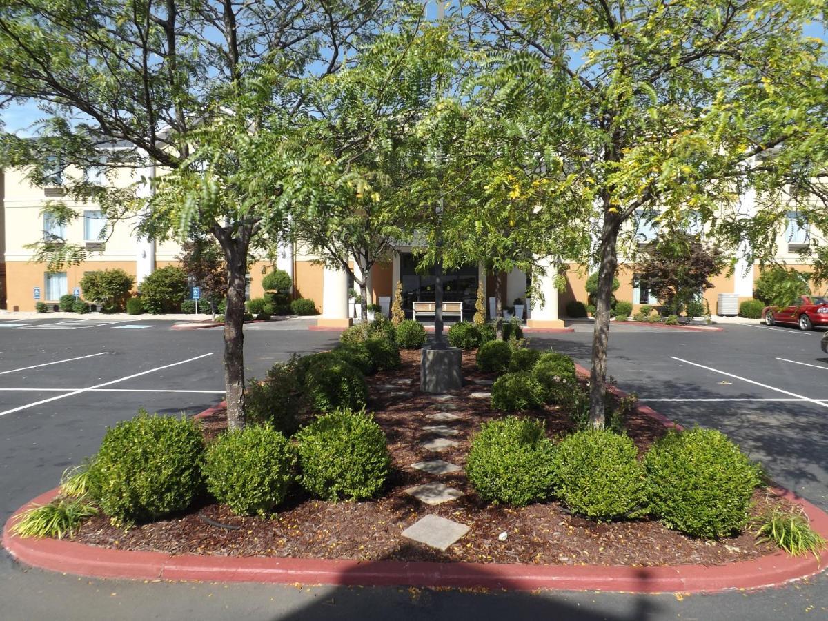 Holiday Inn Express Lexington Southwest Nicholasville By Ihg Екстер'єр фото